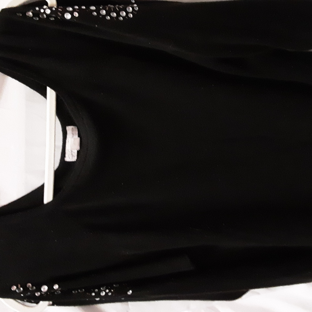 Sweater - Picture 2 of 3